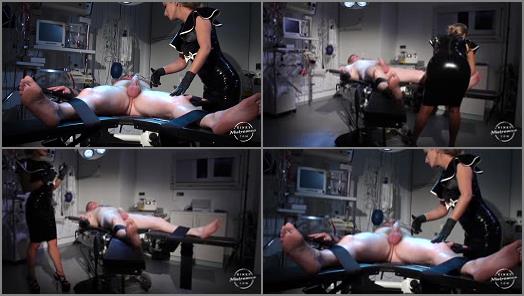 Bondage Male –  Kinky Mistresses – The Inspection In The Operating Room –  Mistress Courtney