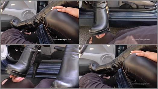 MISTRESS GAIA  PLATFORM KNEE HIGH LEATHER BOOTS preview