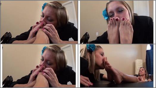 Femdom tube – First Time Foot Smellers – Office Foot Pet Smells Boss