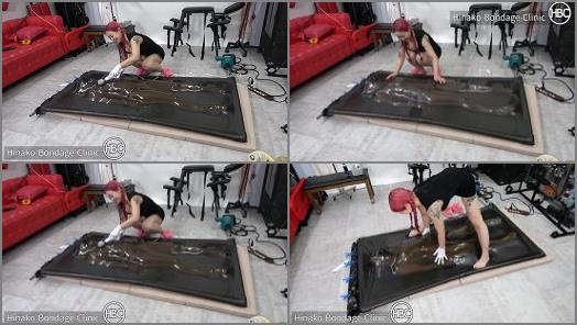 Latex – Hinako Bondage Clinic – Girl’s First Time Vacuum Bed Experience