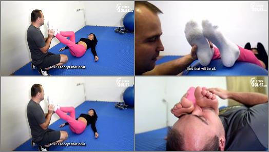 Female Domination – ‘Gym trainer smells his client’s sexy feet and stinky socks’ of ‘Czech Soles’ studio