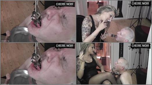 Smoking Femdom Ashtray – Cherie Noir – TONGUE CLAMPING ASHTRAY FAR TO THE LITTLE MOUTH LAUGHS