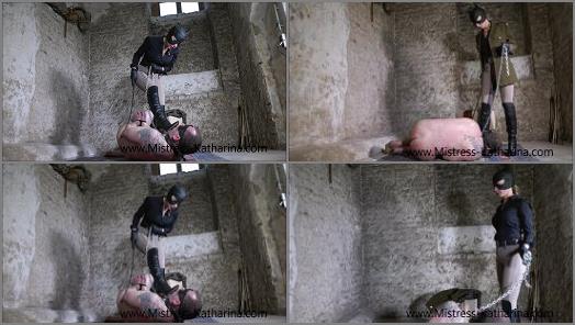 High Heels – Institute of Discipline (2021) femdom bullwhip – Private Audience in the Basement –  Mistress Katharina